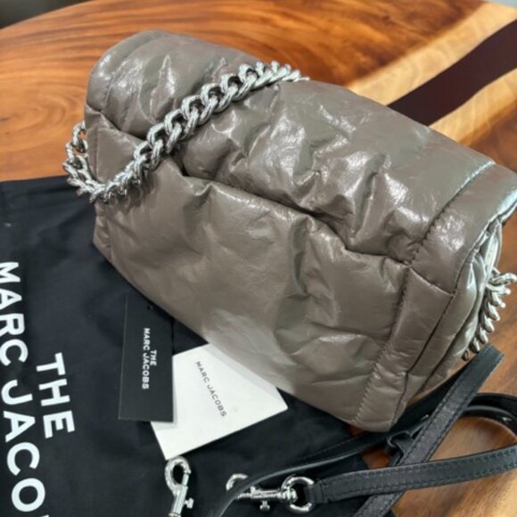 The Marc Jacobs Pillow Bag - Loam Soil - Picture 4 of 7